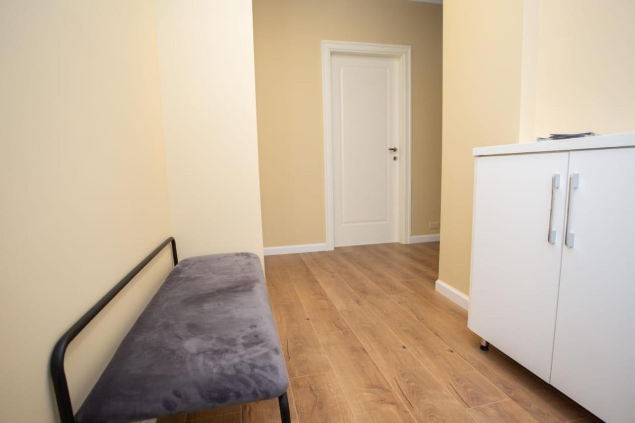 David Center Apartment Тирана Екстериор снимка